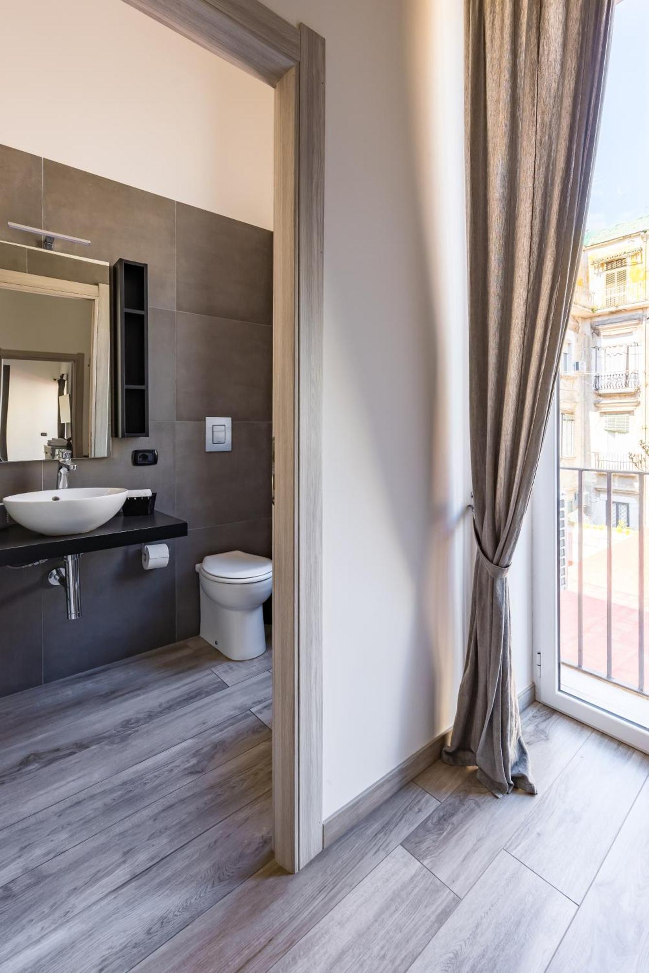 Palazzo Mormando - Modern Apartment Nápoles Exterior foto